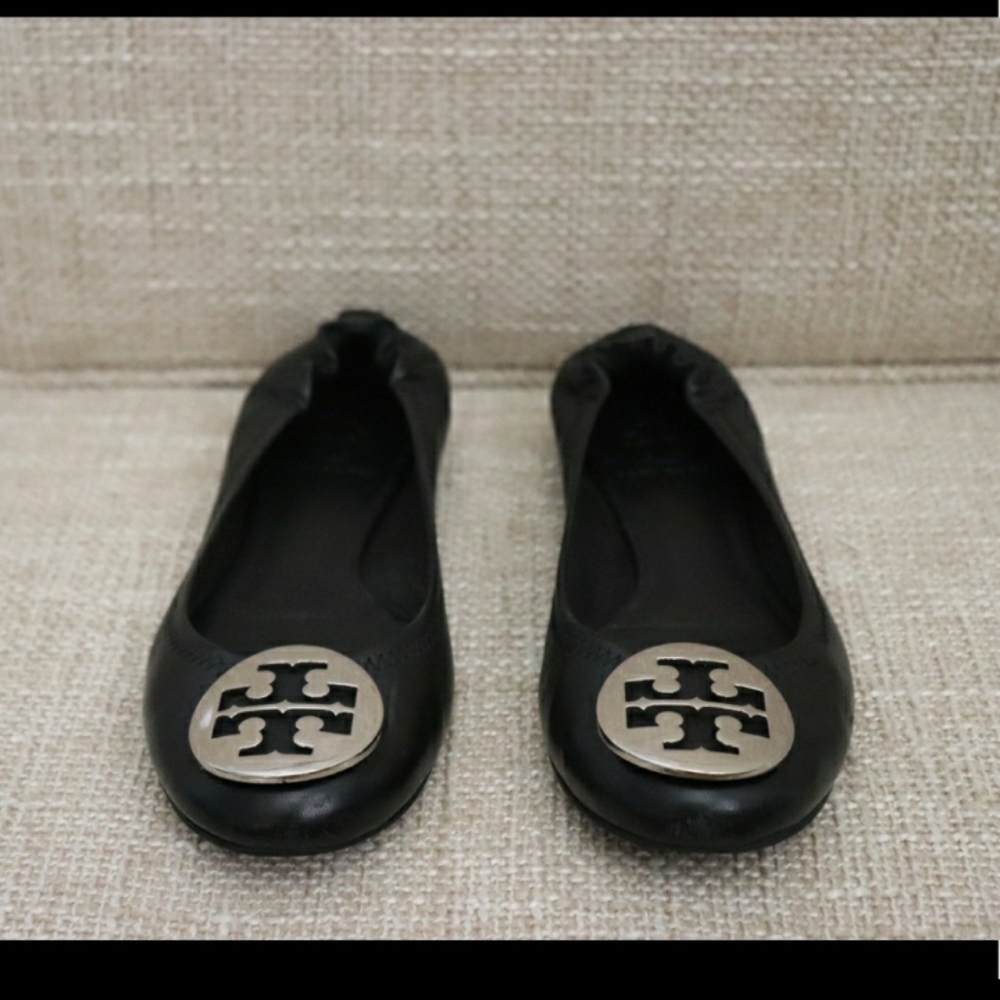 Tory Burch Black 🖤 flats...CLASSICS! - Picture 8 of 12